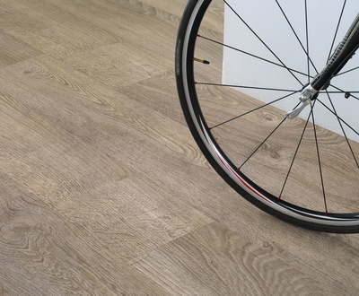 Quick-Step Laminat Classic Alte Eiche hellgrau